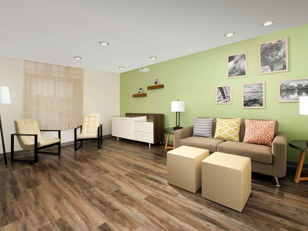Woodspring Suites Уэст-Монро Интерьер фото